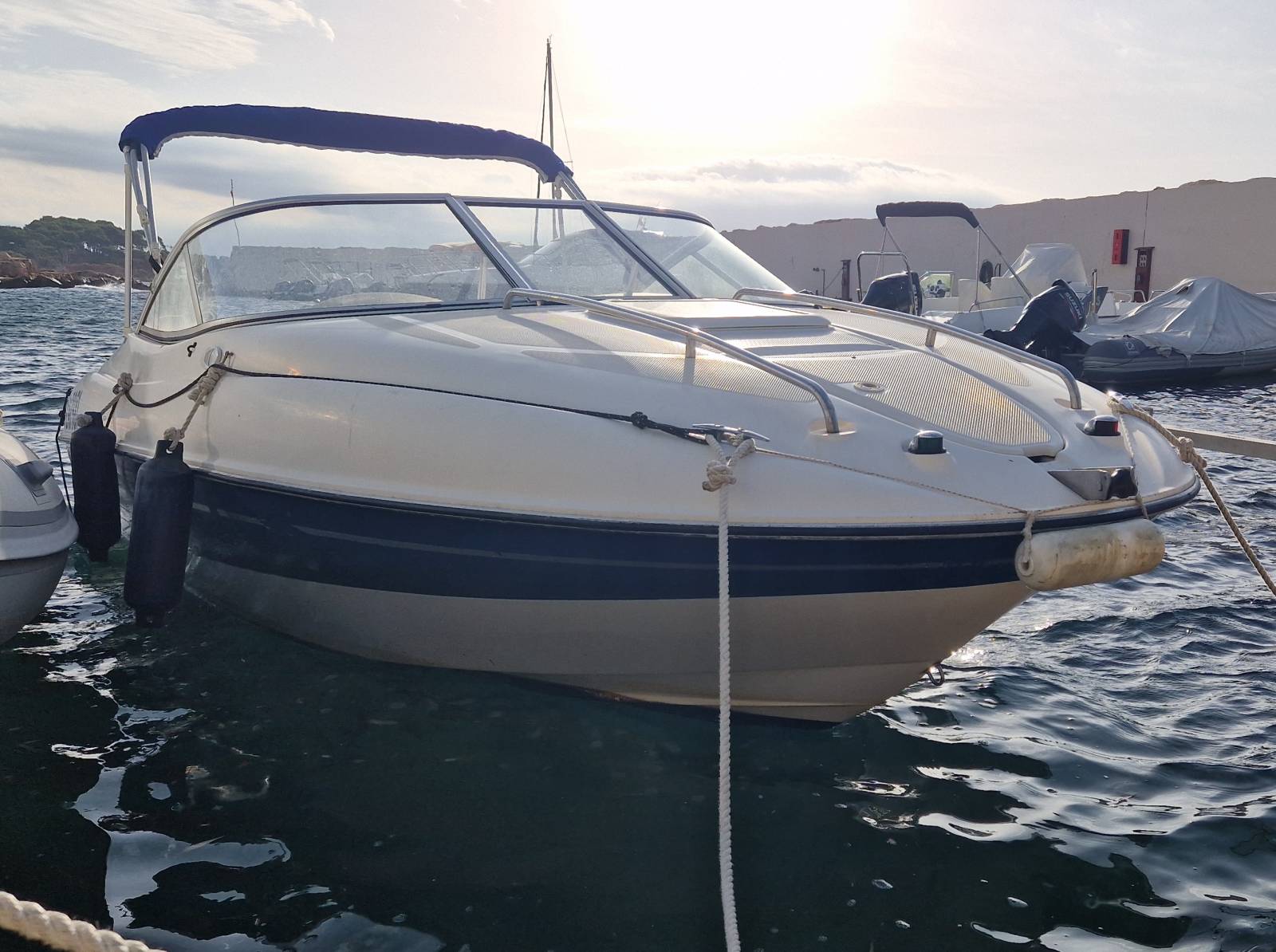 Bowrider Bayliner 602 en vente d'occasion dans le Var