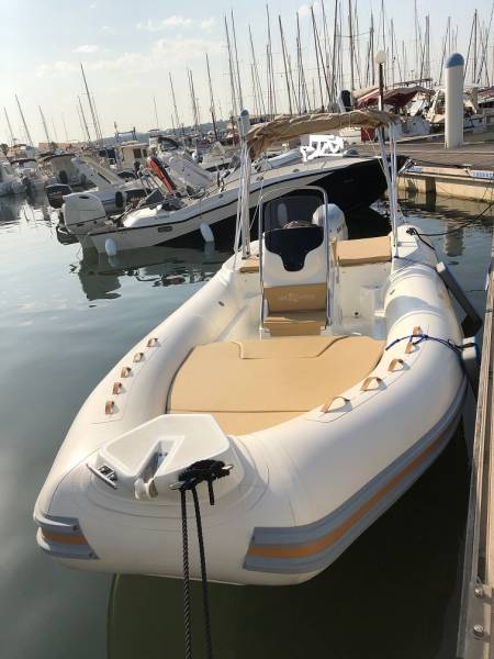 bateau moteur 6 m occasion